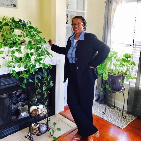 Meet your Posher, Selma - Picture 1 of 1